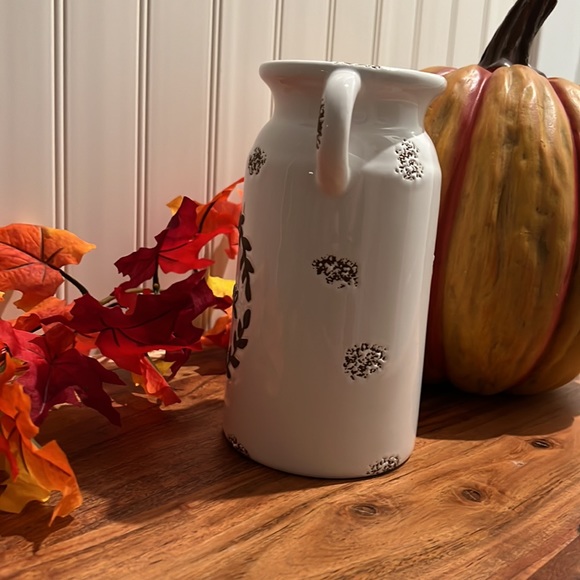 🍁Clearance- Farmhouse Fall Gather Ceramic Milk Jug Vase-Like New - Picture 4 of 13
